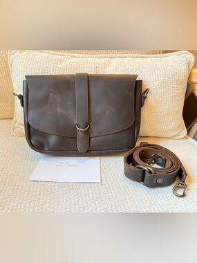 Love 41 Koroha Crossbody Leather Bag